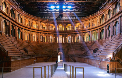 Teatro farnese b&B nelle vicinanze